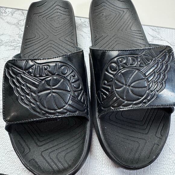 Nike Air Jordan Hydro 7 Slide Mens Size 11 Triple Black Slip On Logo Strap - Picture 9 of 9